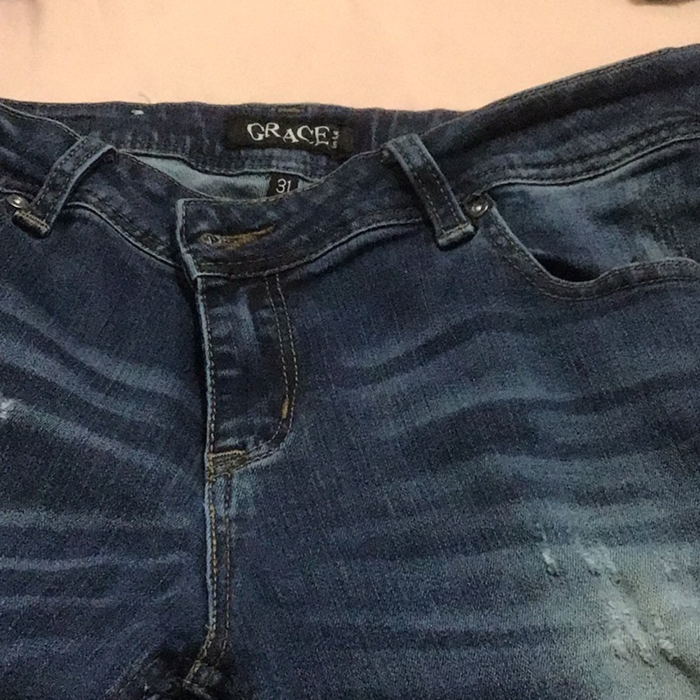 Grace in LA jeans